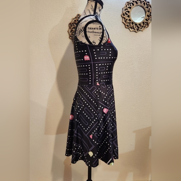 Packman Dress - Picture 5 of 6